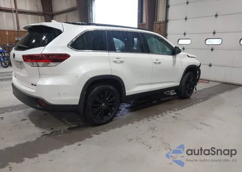 2019 Toyota Highlander Se z USA, uszkodzony, nr VIN 5TDJZRFH8KS726782